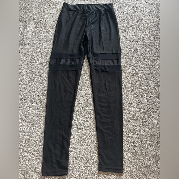 Shein Black Leggings w/Mesh - Picture 2 of 5